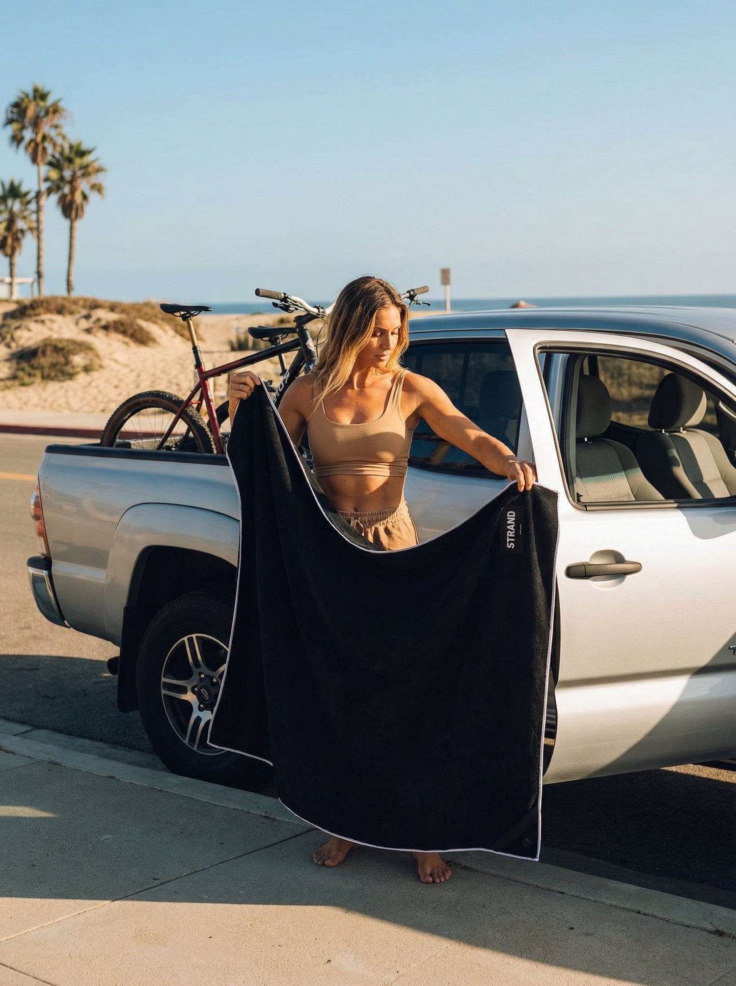 Dock & Dry Magnetic Towel - Black